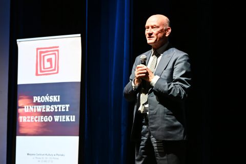 649492785_1247159130835721_7711262912566591134_n