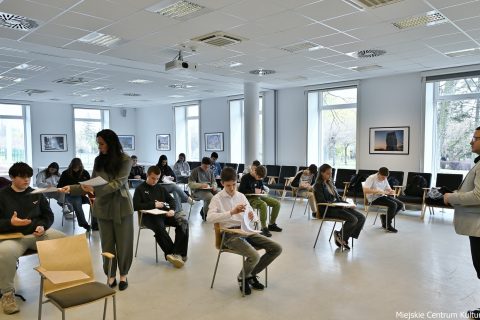 Aktualności: Konkurs astronomiczny „Z miłości do mądrości”